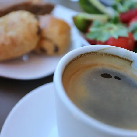 Western Le Pont D'or Figeac