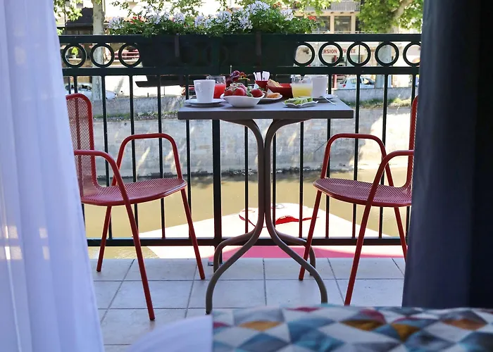 Western Le Pont D'or Отель 3*