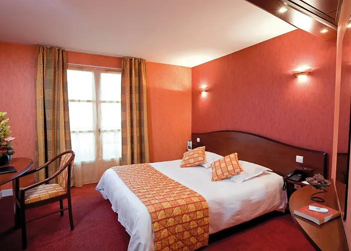 Western Le Pont D'or Отель