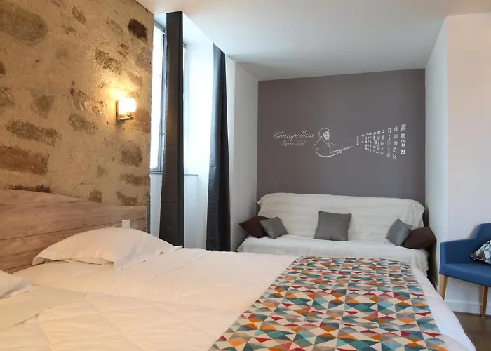 Western Le Pont D'or Отель