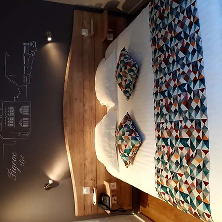 朋杜贝斯特韦斯特酒店 酒店 3*