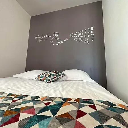 朋杜贝斯特韦斯特酒店 酒店