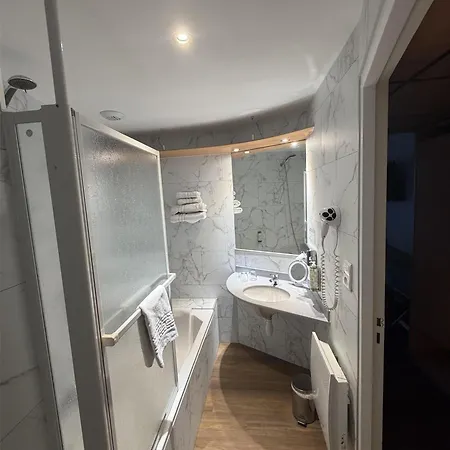 Western Le Pont D'or 3* Figeac