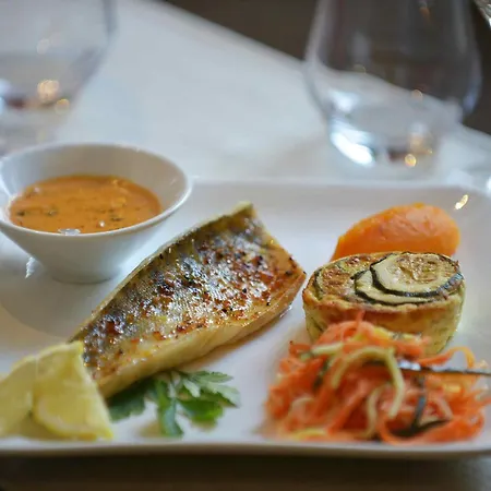 朋杜贝斯特韦斯特酒店 酒店