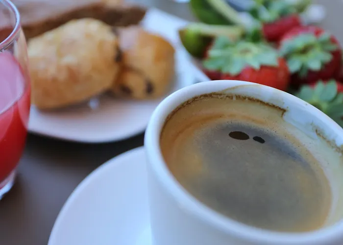 ベスト ウェスタン ル ポン ドール フィジャック