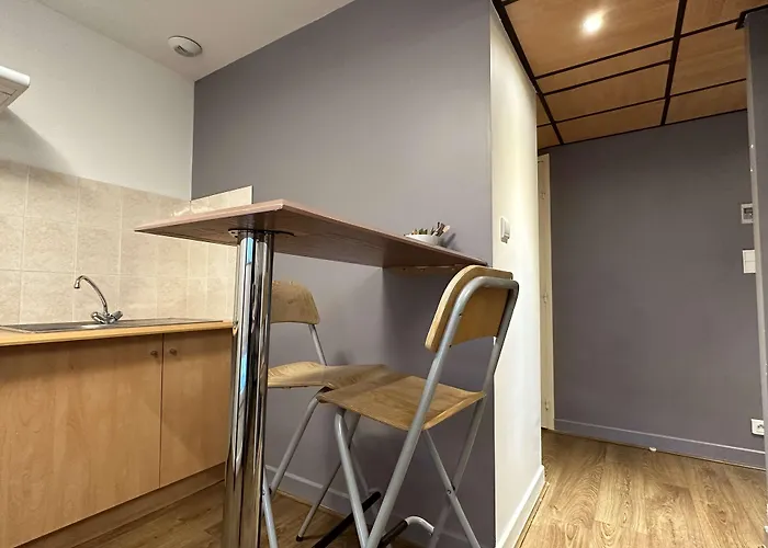 ホテル ベスト ウェスタン ル ポン ドール フィジャック